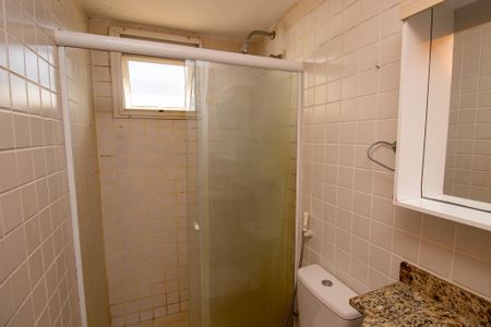 Casa de condomínio à venda com 55m², 2 quartos e 1 vaga Casa de condomínio à venda com 55m², 2 quartos e 1 vagaBanheiro quarto 2