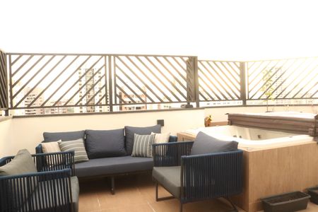 Apartamento à venda com 200m², 3 quartos e 3 vagasCobertura