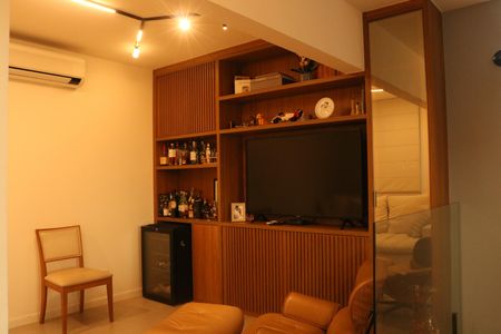 Apartamento à venda com 200m², 3 quartos e 3 vagasCobertura