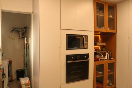 Apartamento à venda com 200m², 3 quartos e 3 vagasCozinha