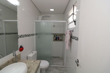 Casa à venda com 190m², 3 quartos e 4 vagasBanheiro