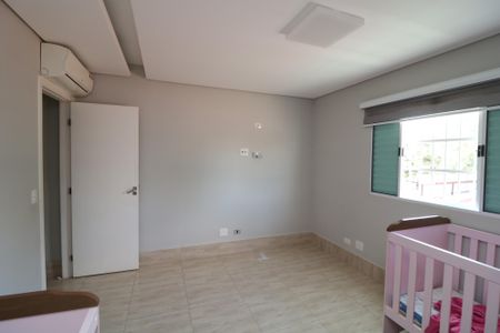 Casa à venda com 190m², 3 quartos e 4 vagasQuarto