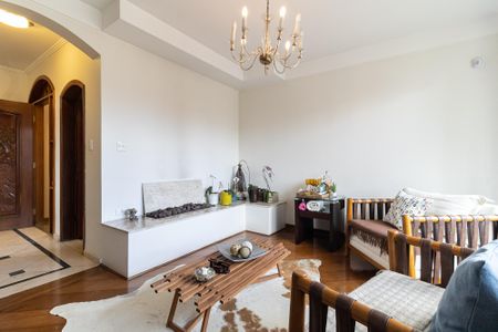 Casa à venda com 600m², 3 quartos e 7 vagasSala