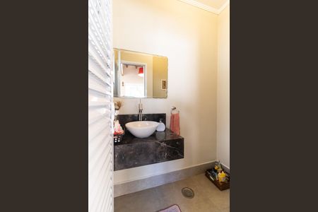 Casa à venda com 600m², 3 quartos e 7 vagasÁrea comum/Banheiro/Espaço Gourmet