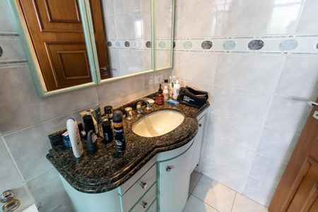 Casa à venda com 600m², 3 quartos e 7 vagasBanheiro da Suíte 3