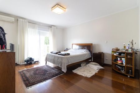 Casa à venda com 600m², 3 quartos e 7 vagasSuíte 1