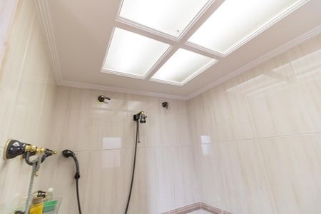 Casa à venda com 600m², 3 quartos e 7 vagasBanheiro da Suíte 1