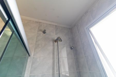 Casa à venda com 600m², 3 quartos e 7 vagasBanheiro da Suíte 2