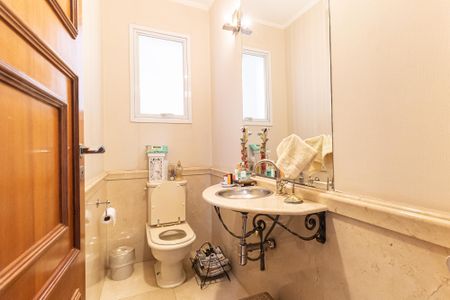 Casa à venda com 600m², 3 quartos e 7 vagasLavabo