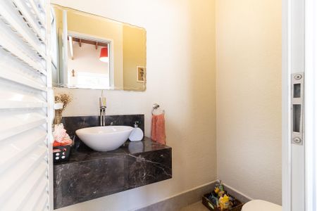 Casa à venda com 600m², 3 quartos e 7 vagasÁrea comum/Banheiro/Espaço Gourmet