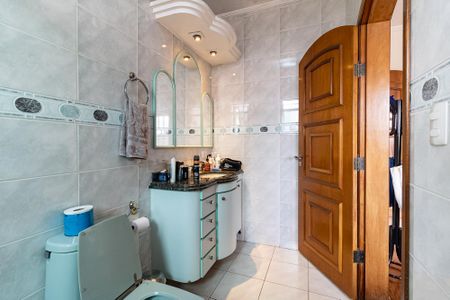 Casa à venda com 600m², 3 quartos e 7 vagasBanheiro da Suíte 3