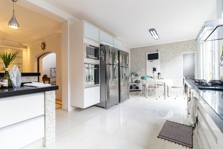 Casa à venda com 600m², 3 quartos e 7 vagasCozinha