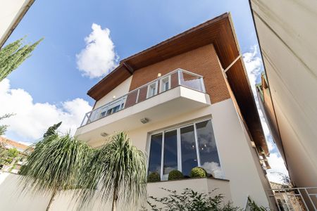 Casa à venda com 600m², 3 quartos e 7 vagasFachada