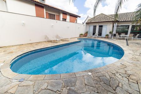 Casa à venda com 600m², 3 quartos e 7 vagasPiscina