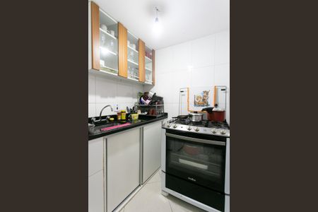 Casa à venda com 73m², 2 quartos e sem vaga Casa à venda com 73m², 2 quartos e sem vagaCozinha