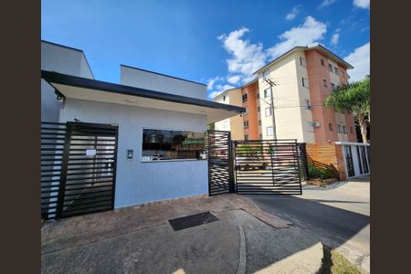 Apartamento para alugar com 44m², 2 quartos e 1 vagaFachada e portaria