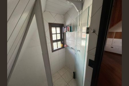 Casa para alugar com 145m², 3 quartos e 2 vagasBanheiro da Suíte