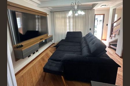 Casa para alugar com 145m², 3 quartos e 2 vagasSala