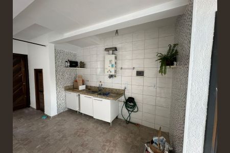 Casa para alugar com 145m², 3 quartos e 2 vagasCozinha externa