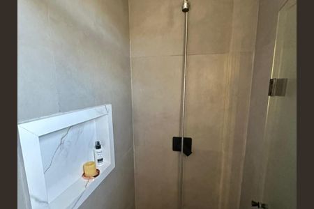 Casa para alugar com 145m², 3 quartos e 2 vagasBanheiro Social