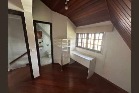 Casa para alugar com 145m², 3 quartos e 2 vagasSuíte