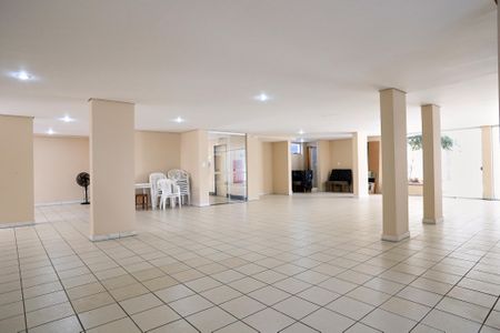 Apartamento à venda com 67m², 2 quartos e 1 vagaÁrea comum