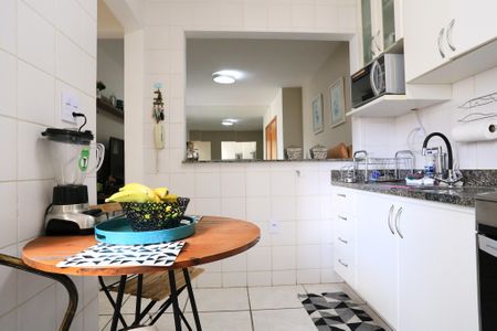 Apartamento à venda com 67m², 2 quartos e 1 vagaCozinha
