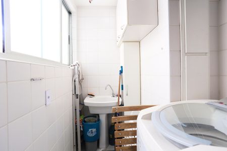 Apartamento à venda com 67m², 2 quartos e 1 vagaÁrea de Serviço