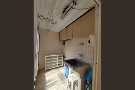 Apartamento à venda com 64m², 2 quartos e 1 vaga Apartamento à venda com 64m², 2 quartos e 1 vagaÁrea de Serviço