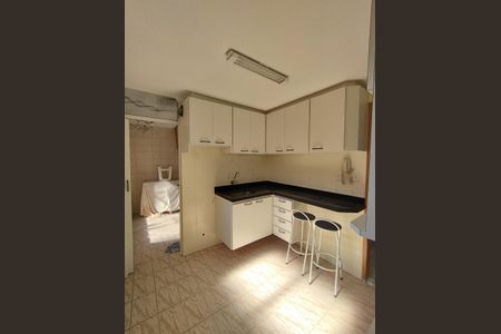 Apartamento à venda com 64m², 2 quartos e 1 vaga Apartamento à venda com 64m², 2 quartos e 1 vagaCozinha - Armários