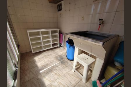 Apartamento à venda com 64m², 2 quartos e 1 vaga Apartamento à venda com 64m², 2 quartos e 1 vagaÁrea de Serviço