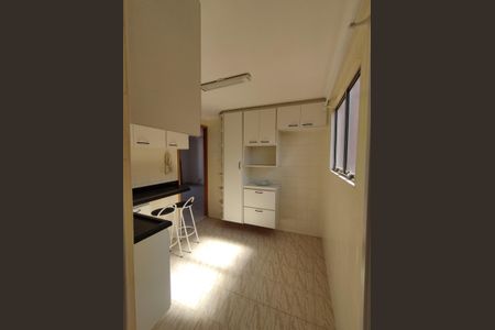 Apartamento à venda com 64m², 2 quartos e 1 vaga Apartamento à venda com 64m², 2 quartos e 1 vagaCozinha - Armários