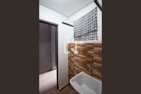 Casa para alugar com 27m², 1 quarto e sem vaga