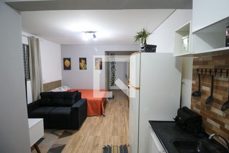 Casa para alugar com 27m², 1 quarto e sem vaga