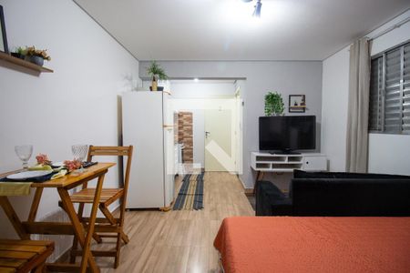 Casa para alugar com 27m², 1 quarto e sem vaga