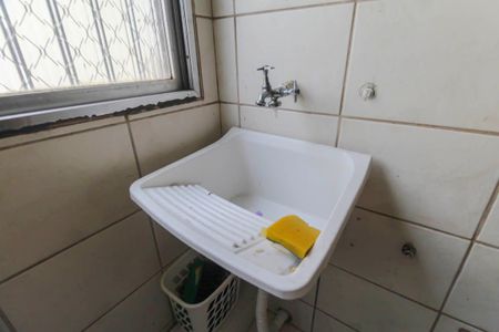 Apartamento para alugar com 55m², 2 quartos e 1 vagaÁrea de Serviço