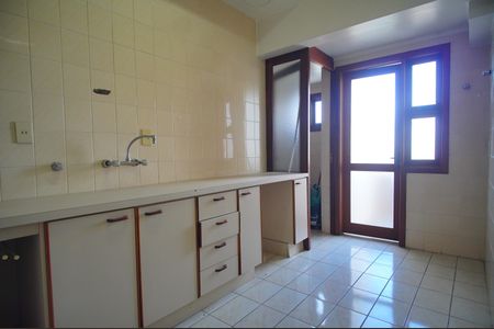 Apartamento à venda com 228m², 3 quartos e 2 vagasCozinha