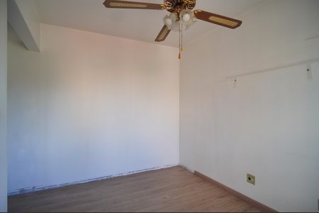 Apartamento à venda com 228m², 3 quartos e 2 vagasQuarto 2