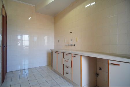 Apartamento à venda com 228m², 3 quartos e 2 vagasCozinha