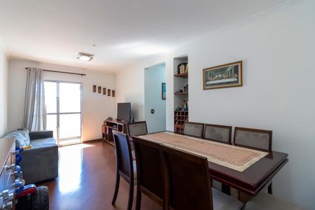 Apartamento à venda com 70m², 3 quartos e 1 vaga Apartamento à venda com 70m², 3 quartos e 1 vagaSala de Jantar