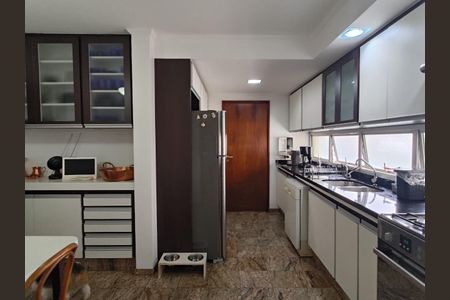 Apartamento à venda com 215m², 4 quartos e 2 vagasFoto 55