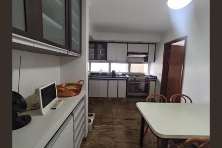 Apartamento à venda com 215m², 4 quartos e 2 vagasFoto 27