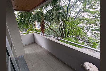 Apartamento à venda com 215m², 4 quartos e 2 vagasFoto 09