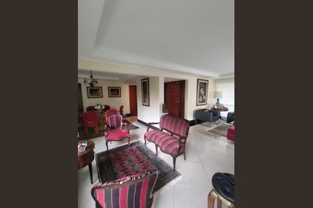 Apartamento à venda com 215m², 4 quartos e 2 vagasFoto 18