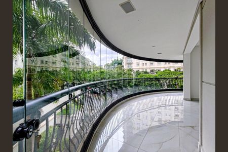 Apartamento à venda com 288m², 3 quartos e 5 vagas Apartamento à venda com 288m², 3 quartos e 5 vagasFoto 02