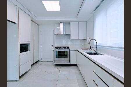 Apartamento à venda com 288m², 3 quartos e 5 vagas Apartamento à venda com 288m², 3 quartos e 5 vagasFoto 17