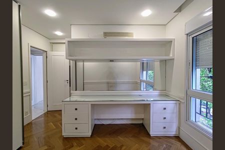 Apartamento à venda com 288m², 3 quartos e 5 vagas Apartamento à venda com 288m², 3 quartos e 5 vagasFoto 28