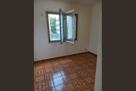 Apartamento à venda com 37m², 1 quarto e 1 vaga