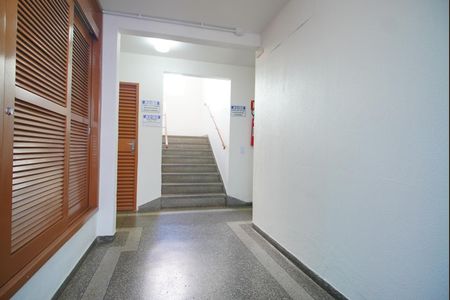 Apartamento à venda com 80m², 2 quartos e sem vaga Apartamento à venda com 80m², 2 quartos e sem vagaHall de entrada
