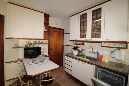 Apartamento à venda com 110m², 3 quartos e 2 vagasCozinha